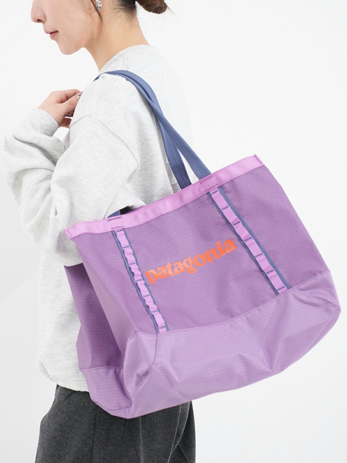 Patagonia リュック型トートバッグ ブラック/パープル 機能性バツグン！メンズにもおすすめのパタゴニアのバッグをご紹介し